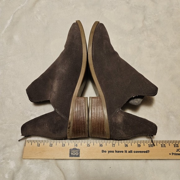 Steve Madden Laramie Gray Suede Cutout Ankle Booties Women's Size 8.5 - Picture 5 of 7